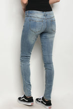 S18-8-1-J1261 MEDIUM BLUE DENIM JEANS 1-2-2-2-2-1-1