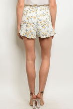 S14-8-1-NA-S0301 IVORY FLORAL SHORTS 2-2-2
